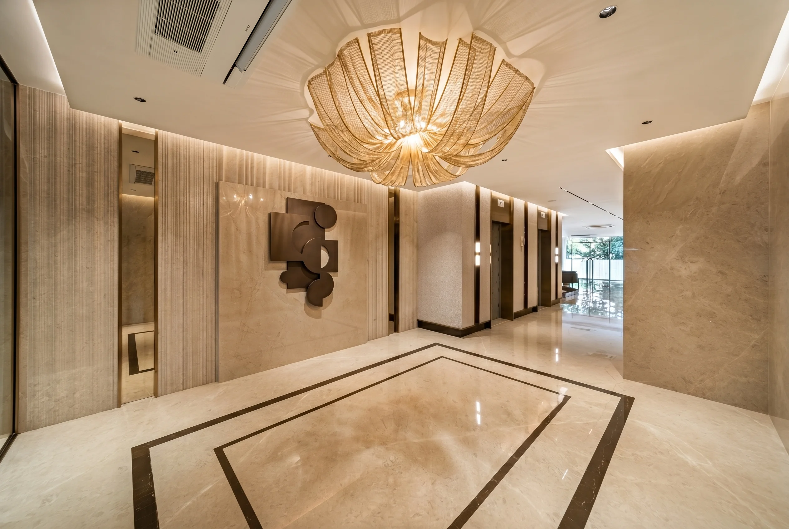 Regents Park Entrance Lobby